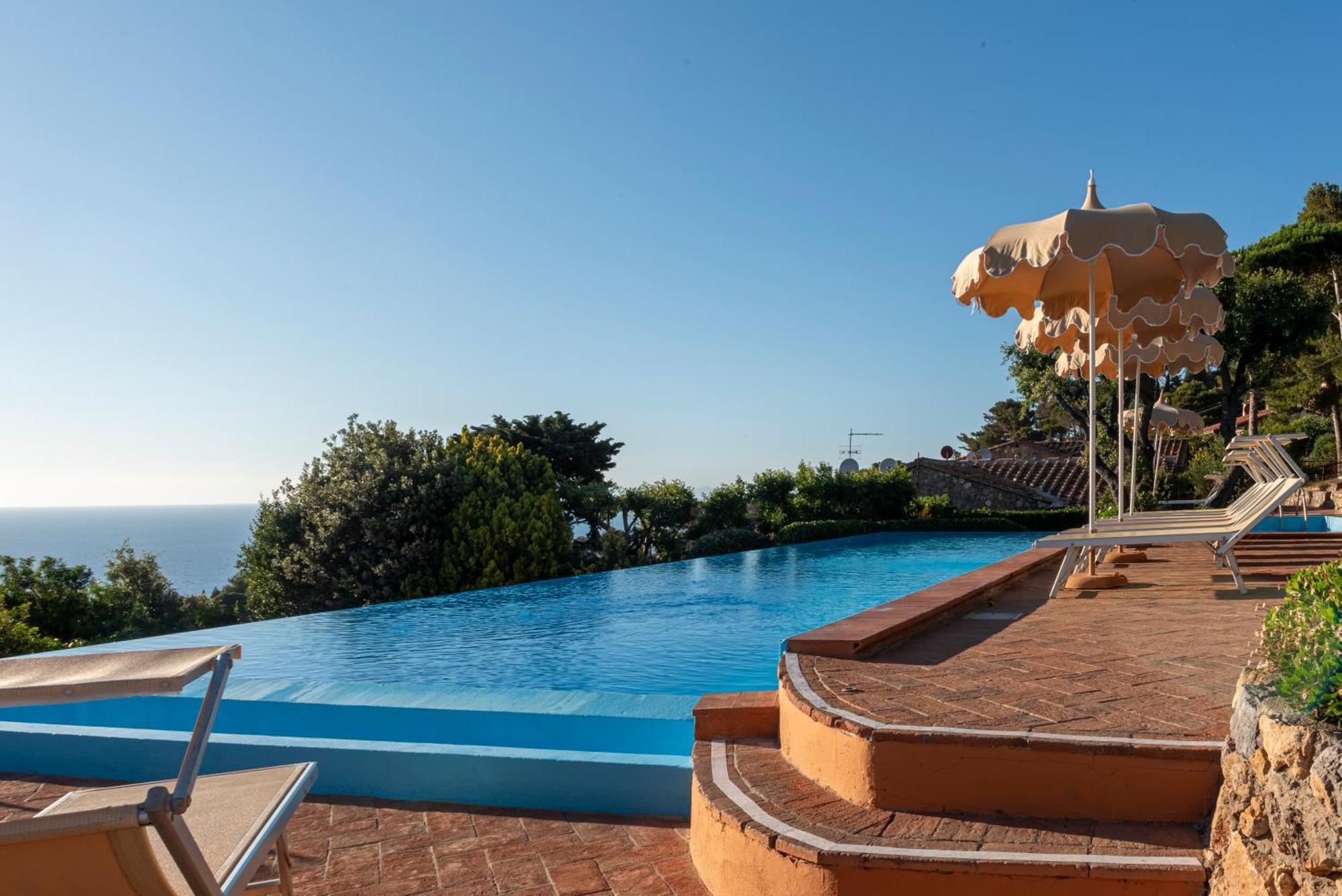 Boutique Hotel Torre Di Cala Piccola Porto Santo Stefano  Bagian luar foto