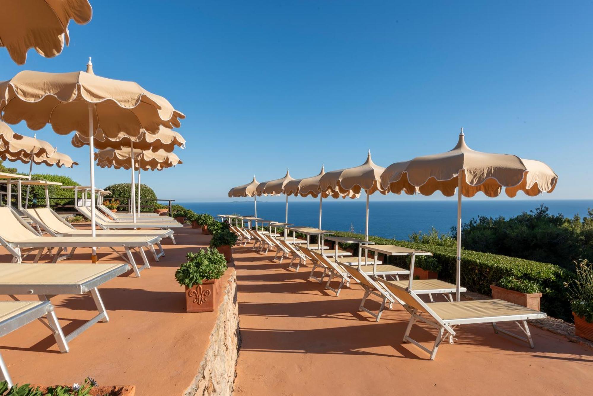 Boutique Hotel Torre Di Cala Piccola Porto Santo Stefano  Bagian luar foto