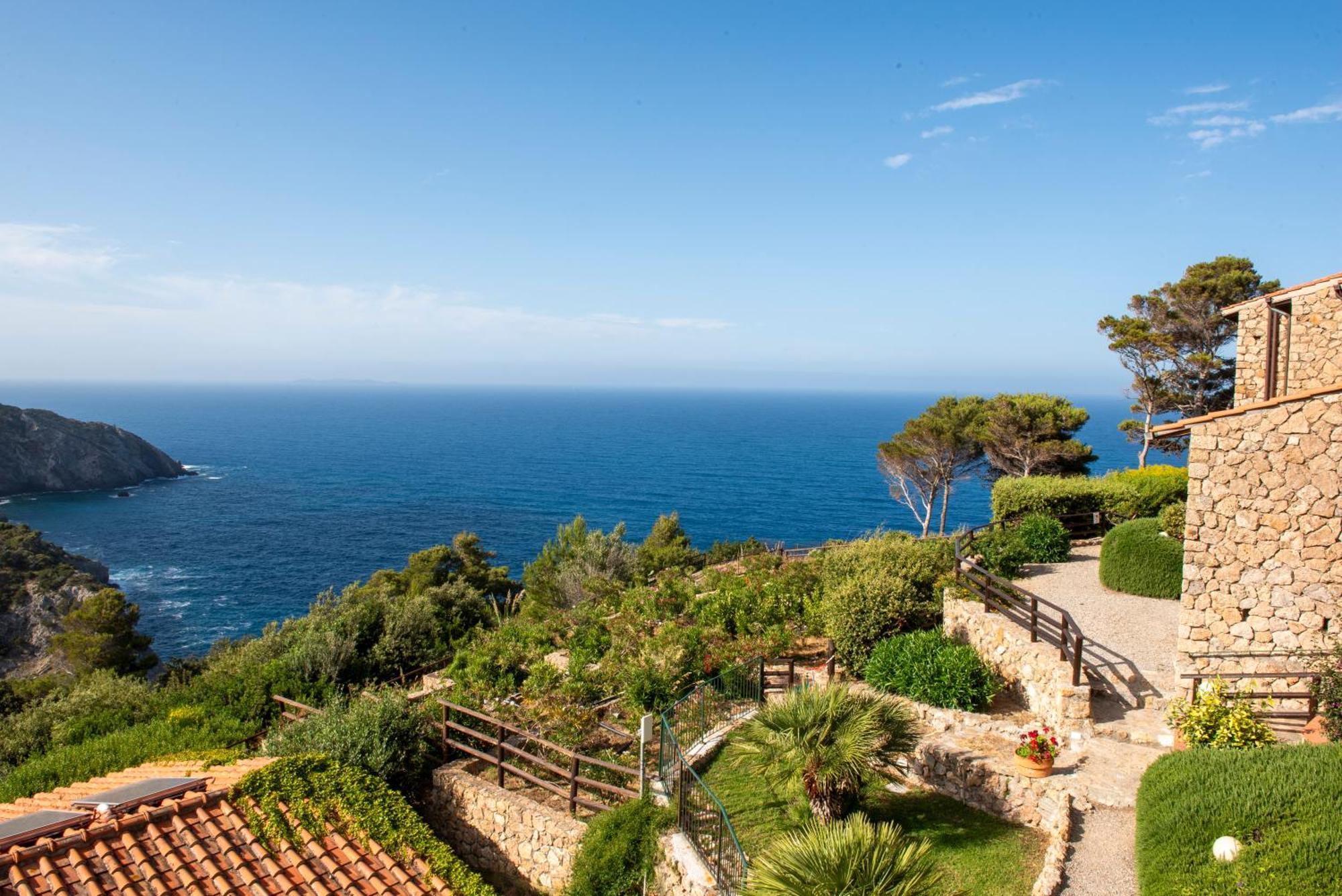 Boutique Hotel Torre Di Cala Piccola Porto Santo Stefano  Bagian luar foto